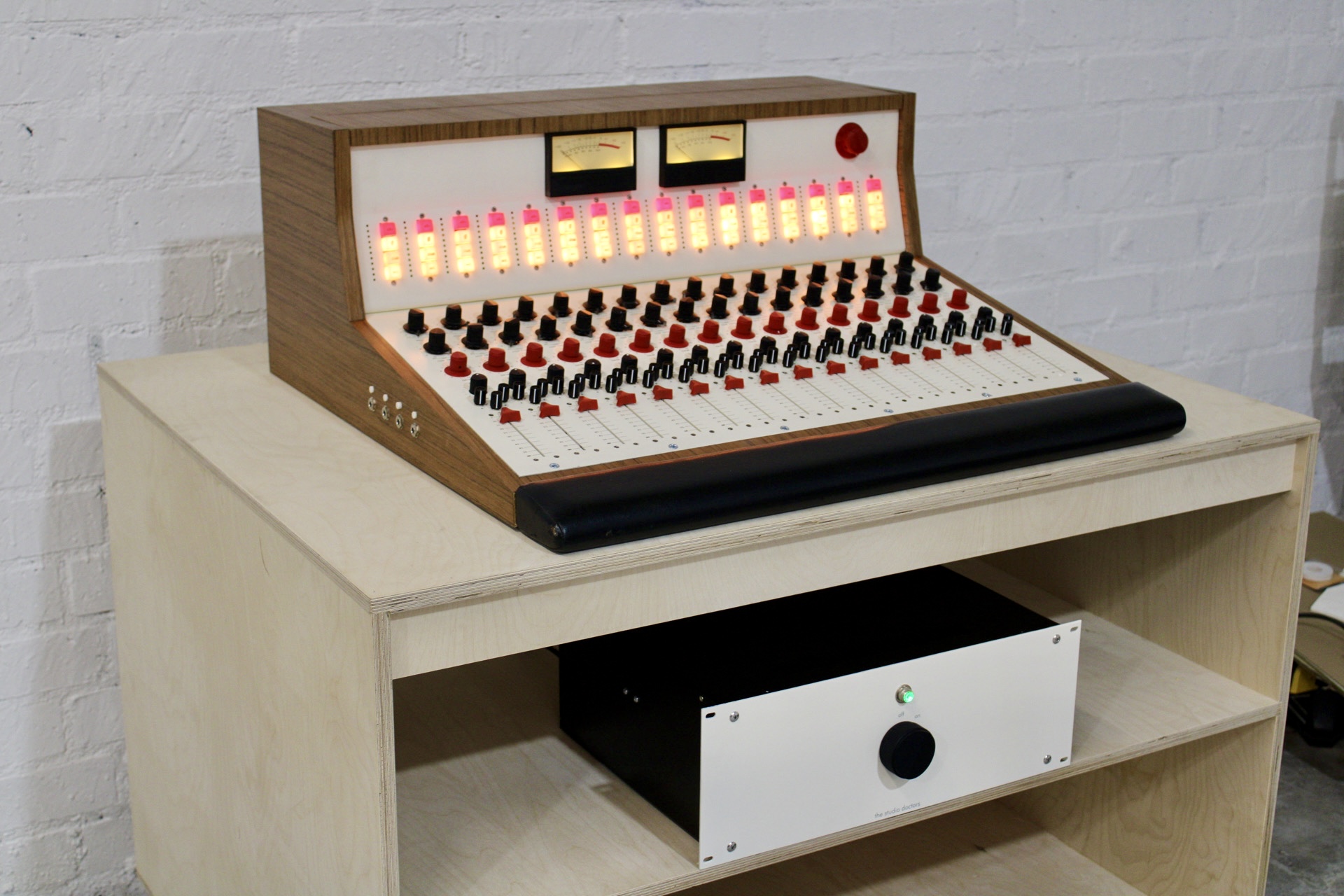 Console with outboard power supply